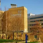 Comfortable Town House In Coventry City Centre