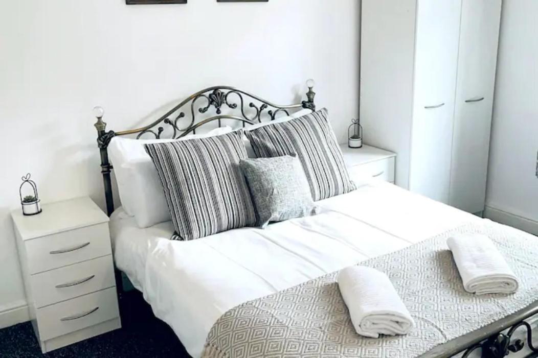 Comfortable Town House In City Centre *